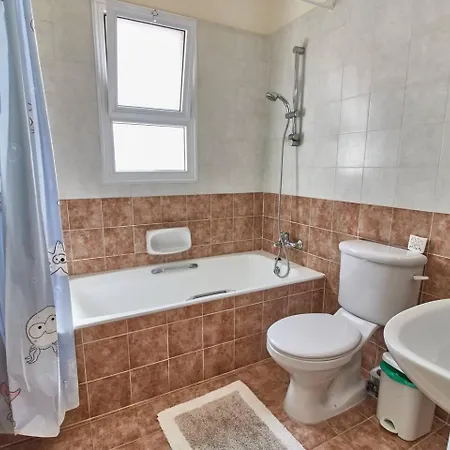 Dom wakacyjny Safia - 3br Retreat With Private Pool Near Coral Bay