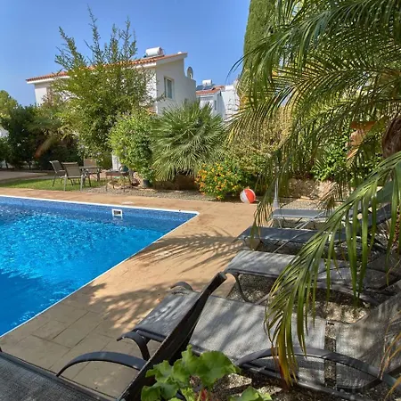 Safia - 3br Retreat With Private Pool Near Coral Bay * Pegeia