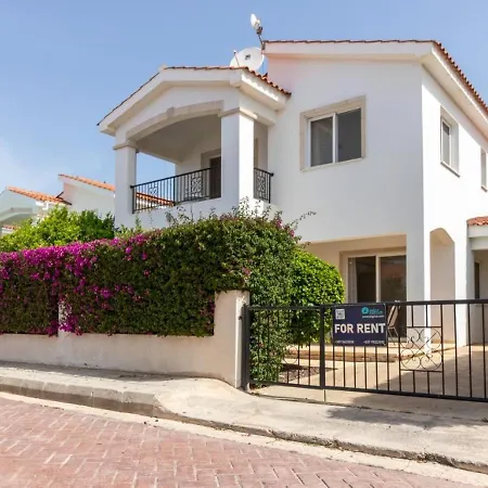 Safia - 3br Retreat With Private Pool Near Coral Bay