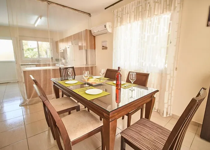 別荘 Safia - 3br Retreat With Private Pool Near Coral Bay ペイヤ